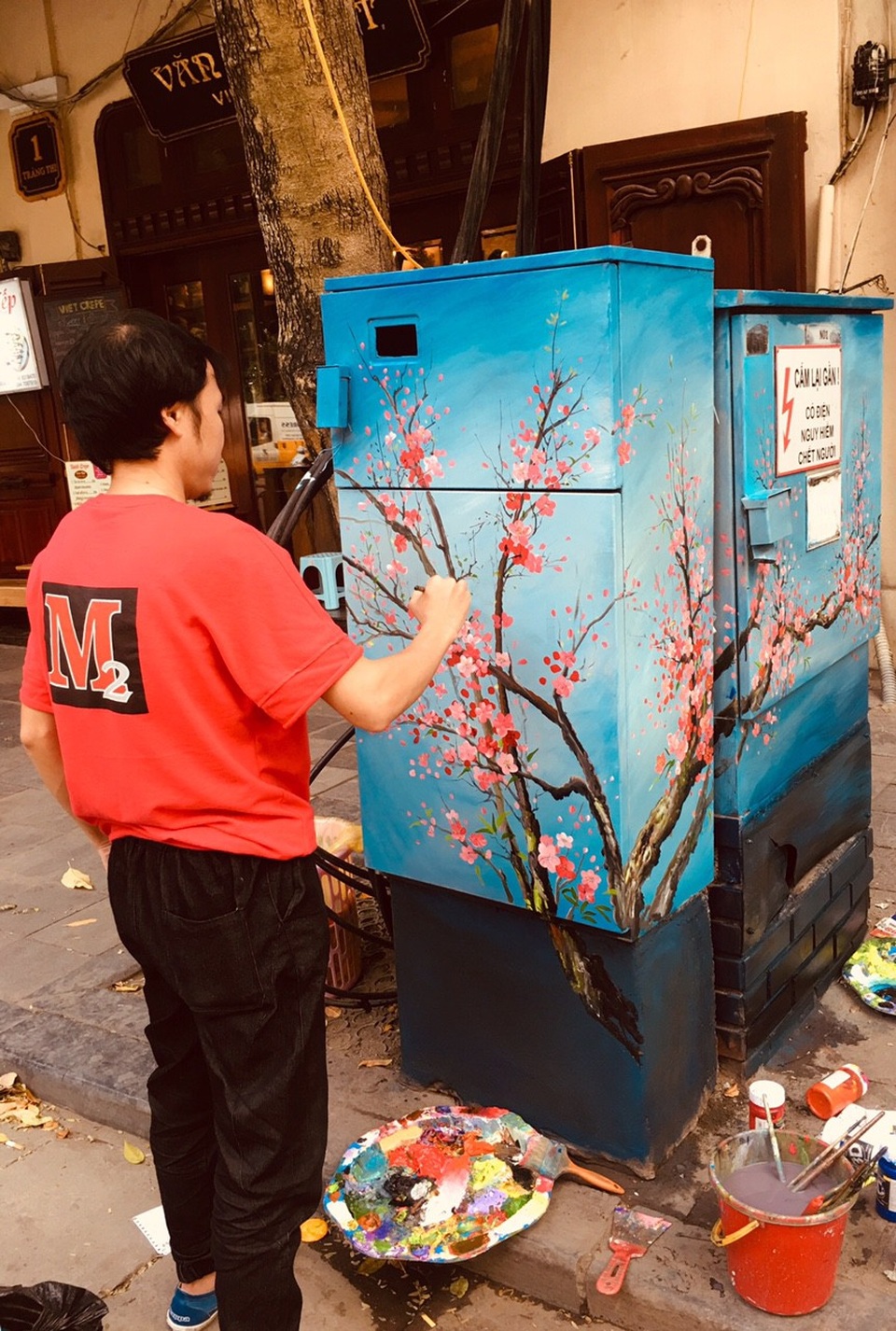 Khi bốt điện khoác áo mới - Ảnh 1. Khi bốt điện khoác áo mới - Ảnh 1.