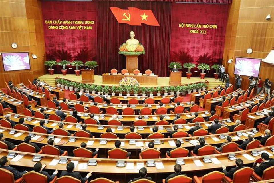 Cách chức Ủy viên Trung ương, Phó Bí thư TPHCM với ông Tất Thành Cang - Ảnh 1. Cách chức Ủy viên Trung ương, Phó Bí thư TPHCM với ông Tất Thành Cang - Ảnh 1.