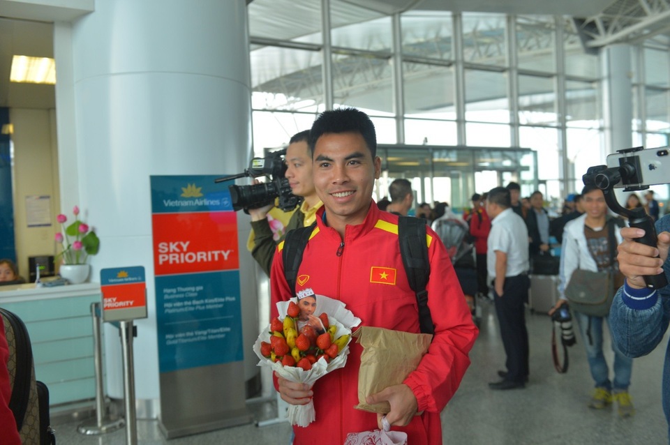 Đội tuyển Việt Nam lên đường sang Qatar, chuẩn bị cho Asian Cup 2019 - Ảnh 3. Đội tuyển Việt Nam lên đường sang Qatar, chuẩn bị cho Asian Cup 2019 - Ảnh 3.