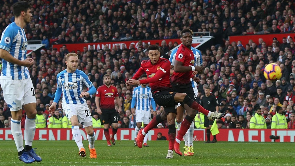Nhìn lại chiến thắng ấn tượng của Man Utd trước Huddersfield - Ảnh 6.
