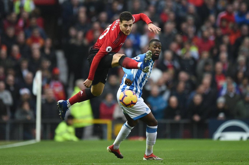 Nhìn lại chiến thắng ấn tượng của Man Utd trước Huddersfield - Ảnh 9.