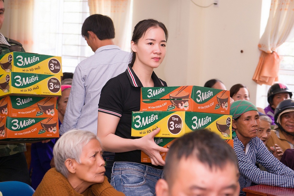 Hành trình thiện nguyện của Trần Huyền Nhung với Ms & Mr International Business tại Sơn Hoà, Phú Yên - Ảnh 1. Hành trình thiện nguyện của Trần Huyền Nhung với Ms & Mr International Business tại Sơn Hoà, Phú Yên - Ảnh 1.