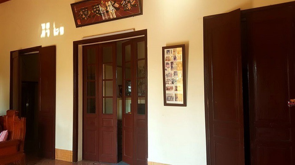 Ngôi làng có 20 căn biệt thự Pháp cổ của các thương gia buôn lụa - Ảnh 12. Ngôi làng có 20 căn biệt thự Pháp cổ của các thương gia buôn lụa - Ảnh 12.