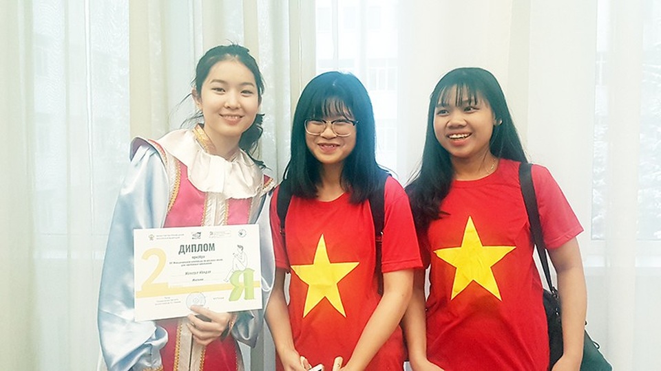 Nữ sinh Việt giành 2 huy chương tại Olympic tiếng Nga quốc tế lần thứ 16 - Ảnh 3. Nữ sinh Việt giành 2 huy chương tại Olympic tiếng Nga quốc tế lần thứ 16 - Ảnh 3.