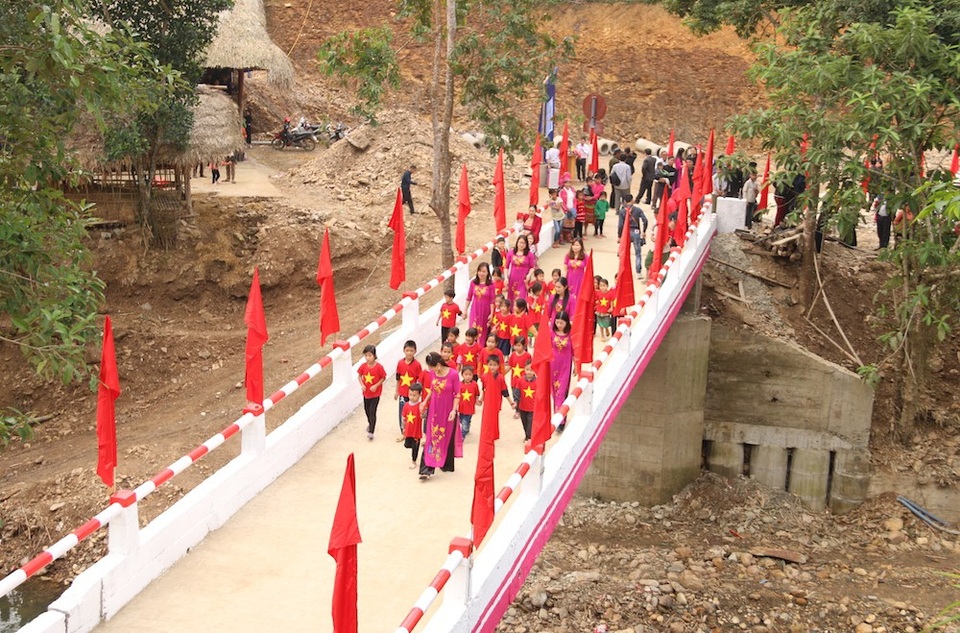 Náo nức niềm vui ngày khánh thành công trình cầu Dân trí thứ 15 tại Hà Giang - Ảnh 14. Náo nức niềm vui ngày khánh thành công trình cầu Dân trí thứ 15 tại Hà Giang - Ảnh 14.