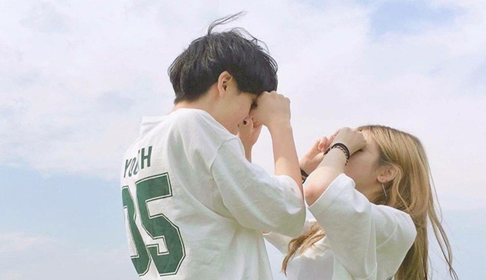 Con gái chủ động cầm cưa cần biết dấu hiệu khi chàng “bật đèn xanh“ - Ảnh 4. Con gái chủ động cầm cưa cần biết dấu hiệu khi chàng “bật đèn xanh“ - Ảnh 4.