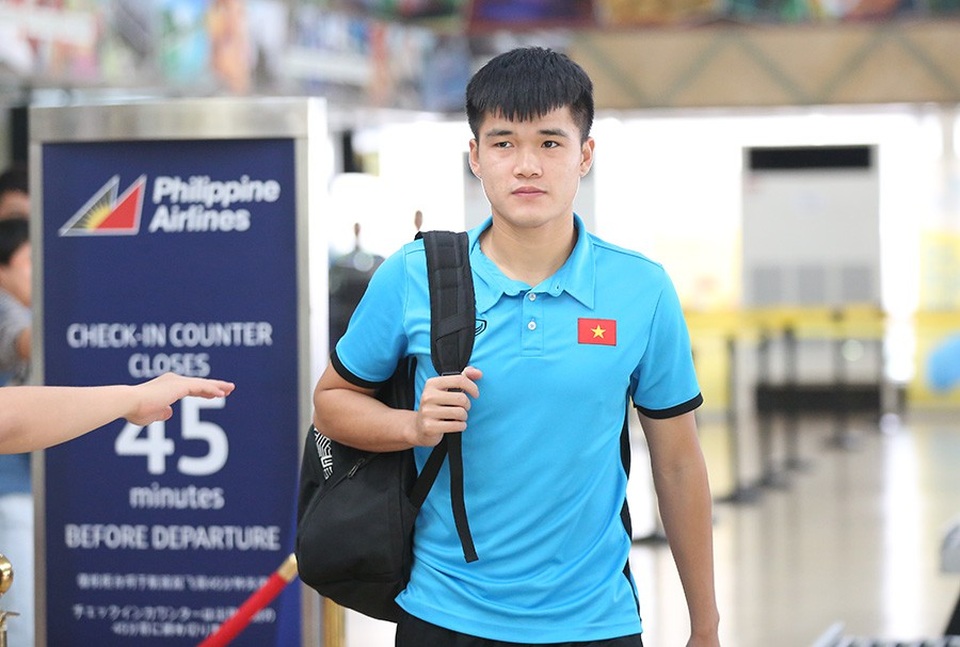 Đội tuyển Việt Nam về nước, chờ đấu Philippines ở Mỹ Đình - 11 Đội tuyển Việt Nam về nước, chờ đấu Philippines ở Mỹ Đình - 11