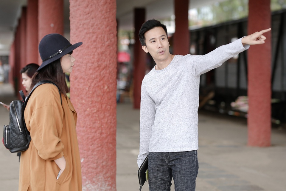 Đạo diễn Lê Việt - “Kẻ mộng mơ” giữa thánh đường thời trang - 3 Với thời trang, Lê Việt đã để lại nhiều dấu ấn khi lần đầu đạo diễn AMI Fashion Shows mùa 1.