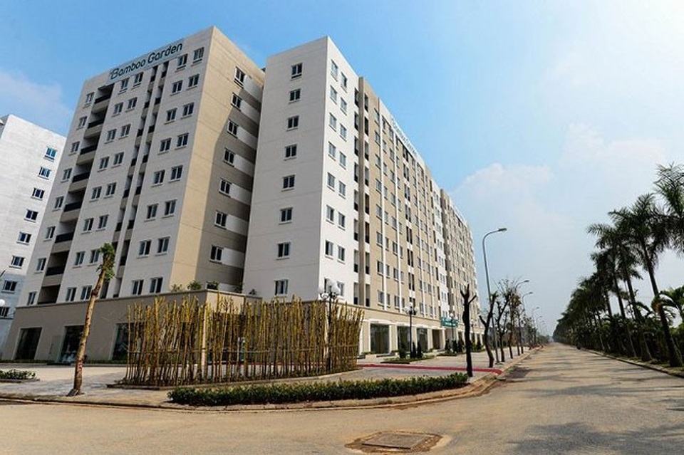 Nhà ở xã hội xa thì ế, gần lại lắm vướng mắc: Hà Nội muốn loạt cơ chế ưu đãi - 1 Nhiều dự án đã đủ điều kiện mua nhà nhưng chưa có người mua nhà do các dự án nằm tại các khu vực xa trung tâm. (Hình minh hoạ)