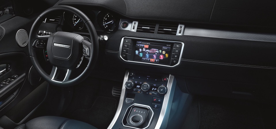 
Nội thất Range Rover Evoque thế hệ cũ
