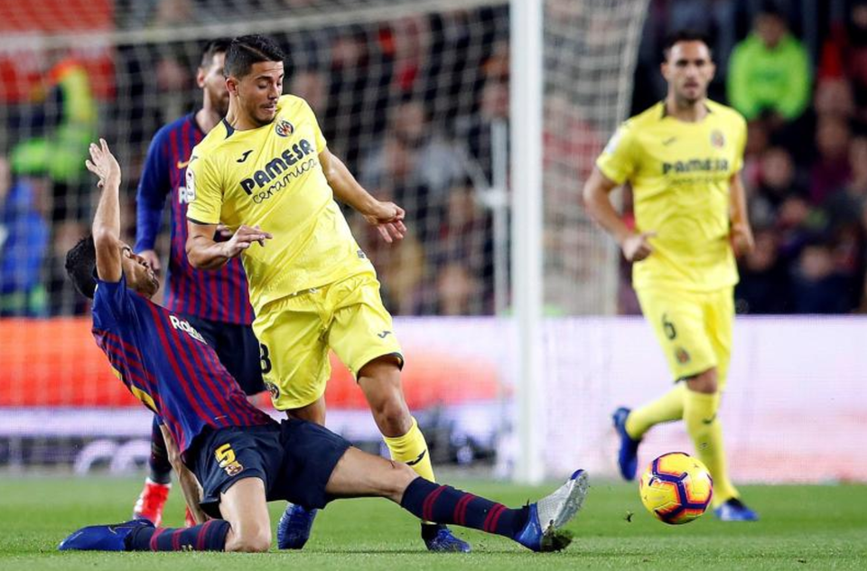 Đánh bại Villarreal, Barcelona trở lại ngôi đầu bảng La Liga - 3
Trận đấu diễn ra căng thẳng và quyết liệt