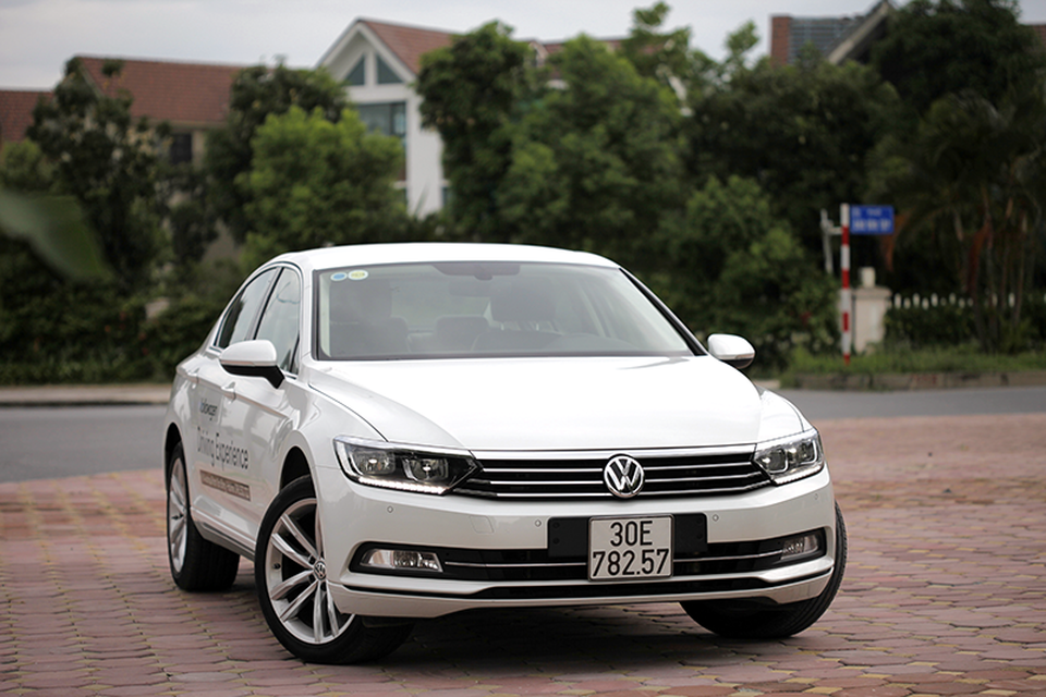 Volkswagen Passat - Sự bất ngờ của người Đức - 1 Volkswagen Passat - Sự bất ngờ của người Đức - 1