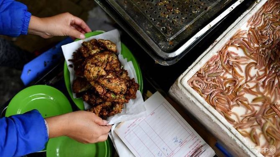 
Món đặc sản miền quê bắc bộ được người Hà thành yêu thích dịp đông về. Ảnh AFP
