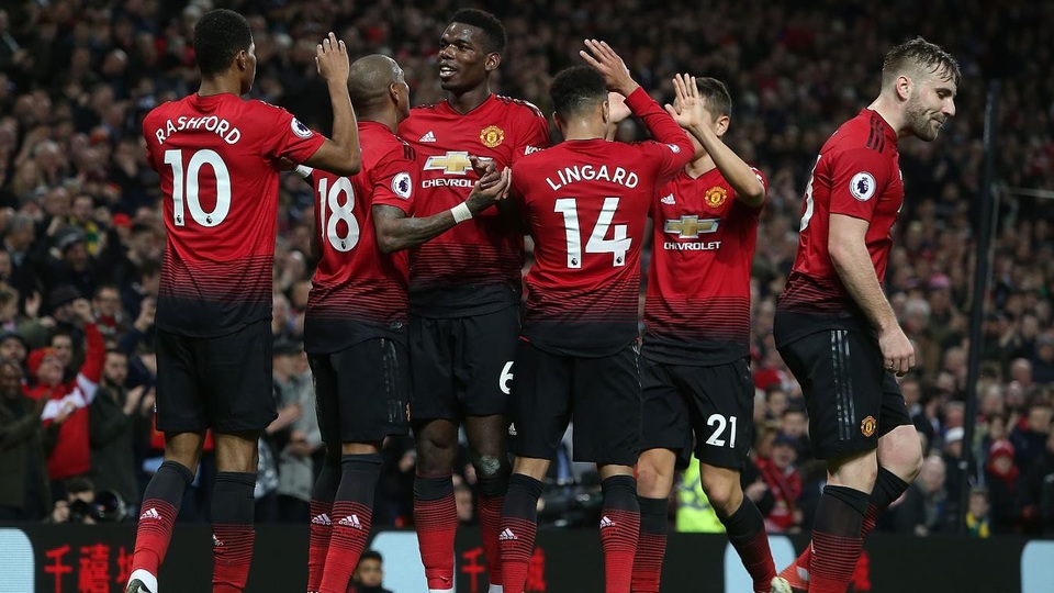 
Niềm vui của các cầu thủ Man Utd sau khi có bàn thắng thứ ba vào lưới của Bournemouth
