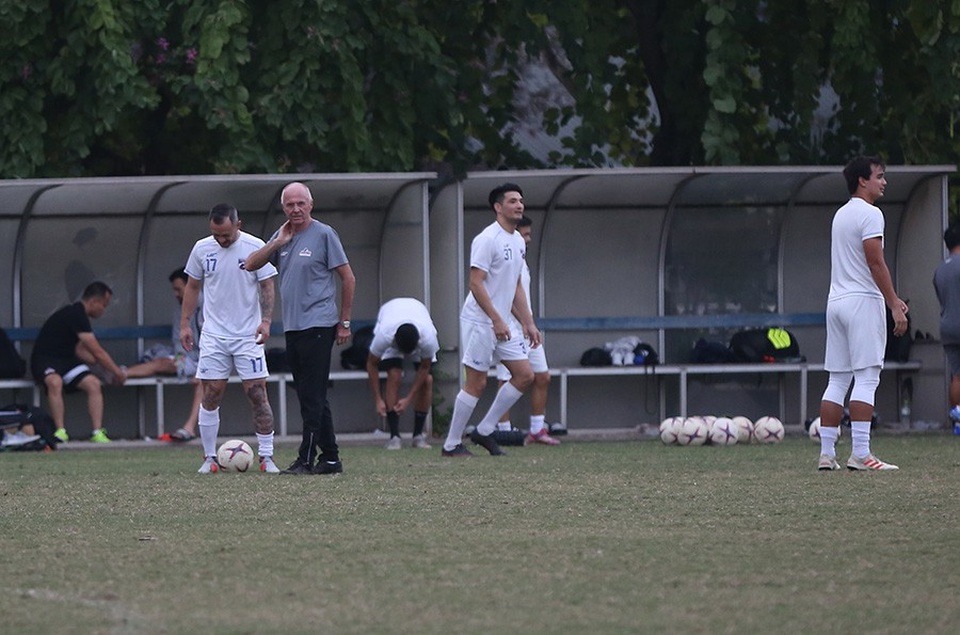 Tới Mỹ Đình, Philippines chỉ có 16 cầu thủ ra sân tập - 6 Tới Mỹ Đình, Philippines chỉ có 16 cầu thủ ra sân tập - 6