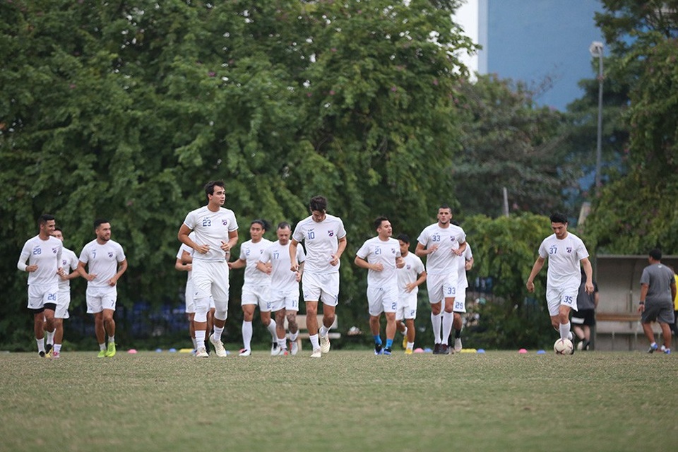 Tới Mỹ Đình, Philippines chỉ có 16 cầu thủ ra sân tập - 3 Tới Mỹ Đình, Philippines chỉ có 16 cầu thủ ra sân tập - 3