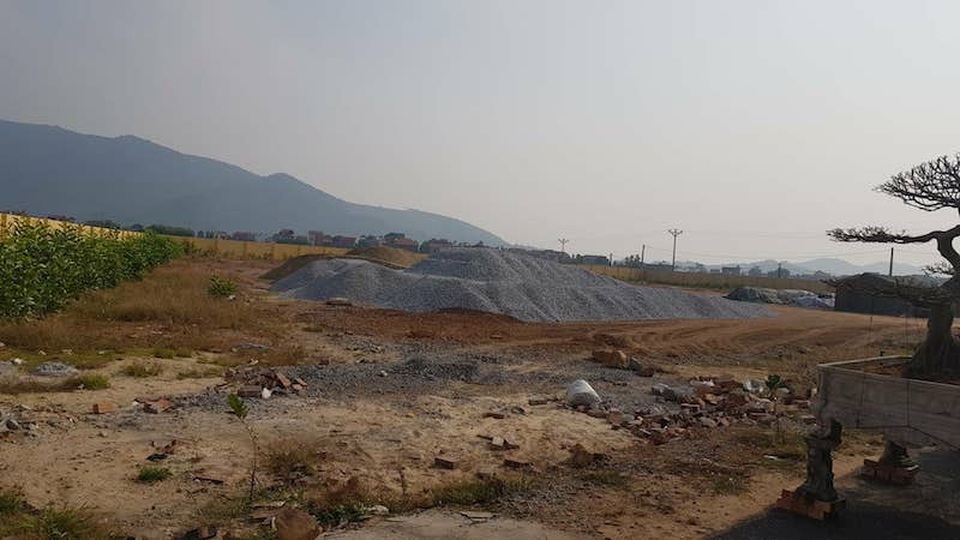 Bắc Giang: Pháp luật đã thành “trò đùa” sau cú “bắt tay” của cán bộ và doanh nghiệp? - 7 Bắc Giang: Pháp luật đã thành “trò đùa” sau cú “bắt tay” của cán bộ và doanh nghiệp? - 7