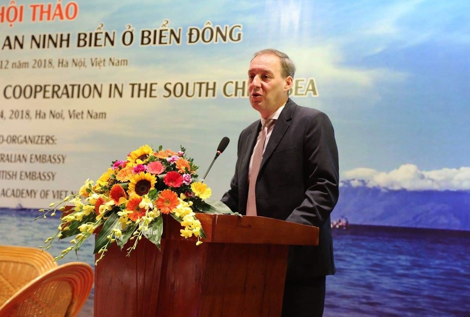 Các chuyên gia quốc tế và Việt Nam bàn thúc đẩy hợp tác an ninh trên Biển Đông - 2
Phó đại sứ Anh tại Việt Nam Steph Lysaght (Ảnh: ĐSQ Anh tại Việt Nam)