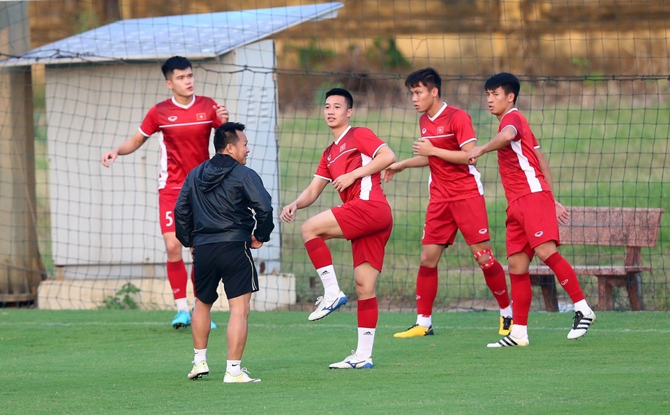 
Huy Hùng chia sẻ đội tuyển Việt Nam không xem thường Philippines
