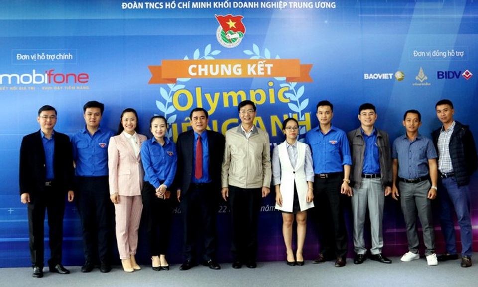 Cán bộ Đoàn PV GAS đạt giải Khuyến khích cuộc thi Olympic tiếng Anh Khối Doanh nghiệp Trung ương năm 2018 - 3 Đoàn dự thi của Đoàn Thanh niên Tập đoàn cùng các lãnh đạo Tập đoàn