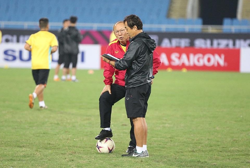 HLV Park Hang Seo nhận tin cực vui từ Hùng Dũng - 16