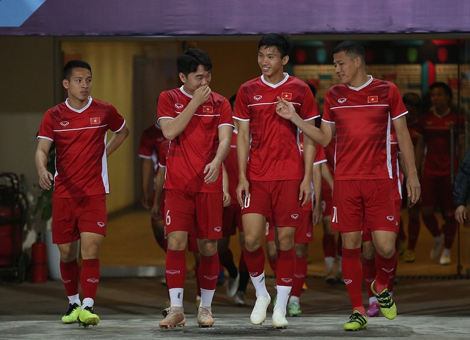 
Bầu không khí vui vẻ bao trùm toàn đội
