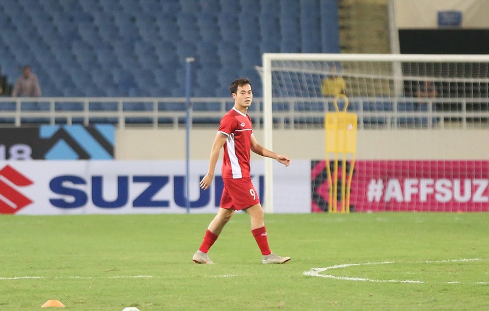 
Chấn thương của Văn Toàn bình phục sớm hơn dự kiến, dù khó ra sân vào ngày mai
