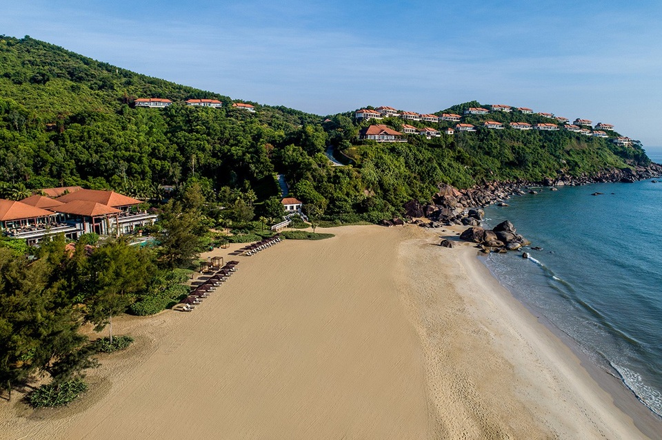 Laguna Lăng Cô: Từ vẻ đẹp ẩn mình đến điểm đến mang tính xu hướng - 1
Khu biệt thự Banyan Tree Residences Lăng Cô, Huế, nhìn từ trên cao.