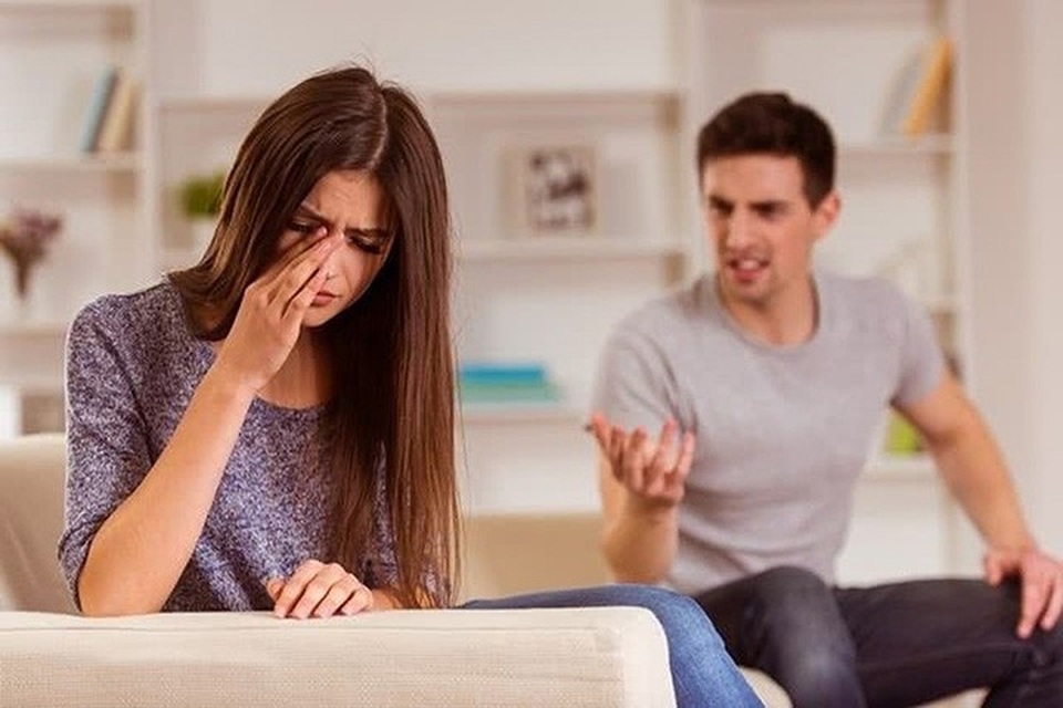 Những dấu hiệu báo trước ngày chia tay của bạn và người ấy không xa - 6
Không thấy tương lai: Đặc điểm của một mối quan hệ bền vững là gì? Chính là tin tưởng lẫn nhau, có cảm giác an toàn và thấy được kế hoạch tương lai của cả hai. Nhưng nếu là một mối quan hệ không lành mạnh, mọi thứ sẽ khác đi. Người ấy thậm chí không có cả kế hoạch ngắn hạn và cũng không có ý định cho điều đó. Nếu như bạn chưa bao giờ nghe qua người ấy nói về tương lai của hai người, có lẽ đó không phải mối quan hệ có thể cho bạn sự cam kết lâu dài.