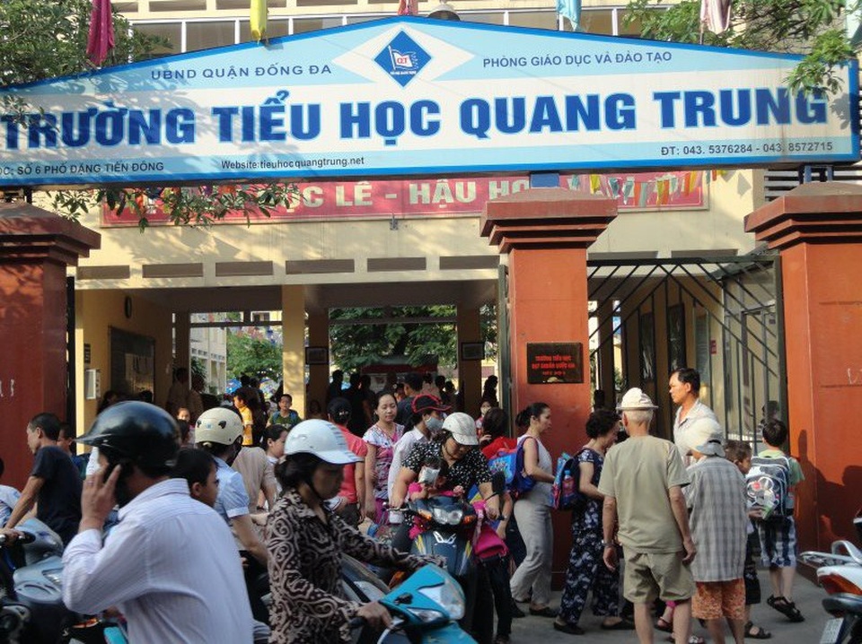 Hà Nội: Xác minh thông tin học sinh lớp 2 bị cô giáo cho bạn cùng lớp tát 50 cái - 1 Trường tiểu học Quang Trung, Hà Nội.