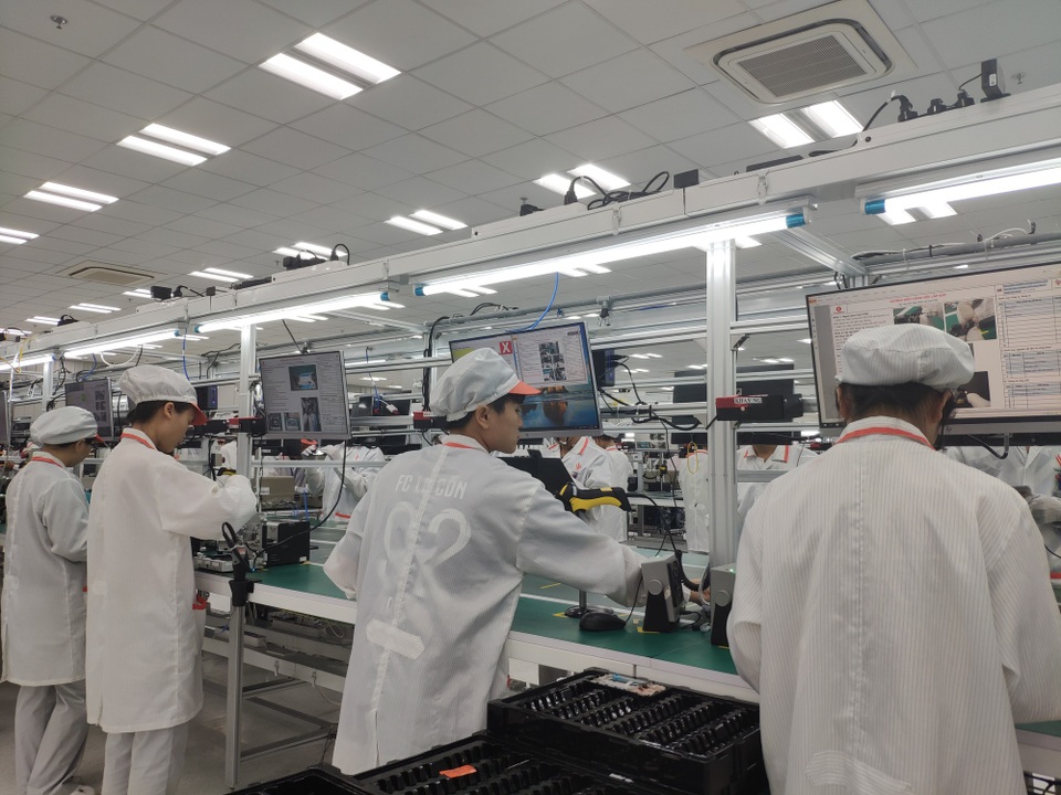 TS. Mai Liêm Trực: Khát vọng người Việt đã truyền cảm hứng tạo ra Vsmart - 2
Các dây chuyền sản xuất được vận hành từ đầu tháng 10.