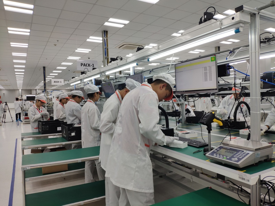 TS. Mai Liêm Trực: Khát vọng người Việt đã truyền cảm hứng tạo ra Vsmart - 8 TS. Mai Liêm Trực: Khát vọng người Việt đã truyền cảm hứng tạo ra Vsmart - 8