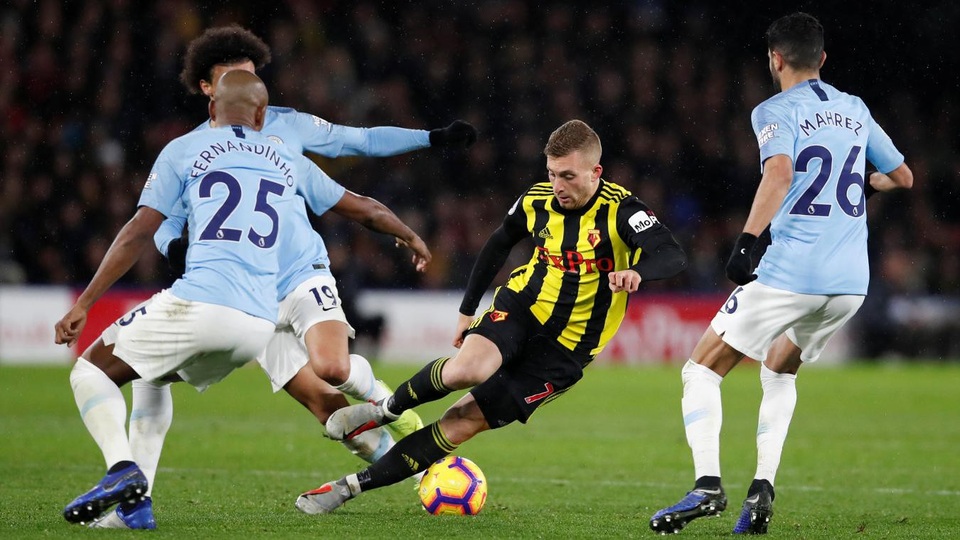Chelsea - Man City: Câu trả lời cho Sarri - 3
Man City (áo xanh) vẫn đang bất bại sau 15 trận ở Premier League