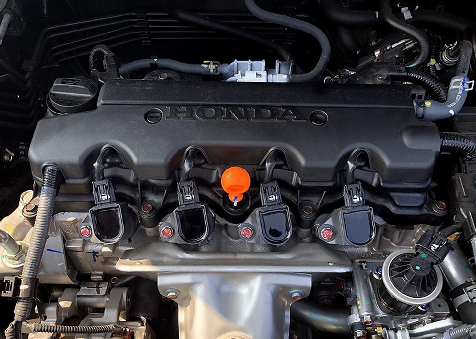 
Mẫu miniSUV này sử dụng động cơ 1.8L SOHC tương tự trên mẫu CR-V, đi cùng hệ thống dẫn động cầu trước và hộp số tự động vô cấp CVT, cho công suất 141 mã lực và momen xoắn cực đại 172 Nm.
