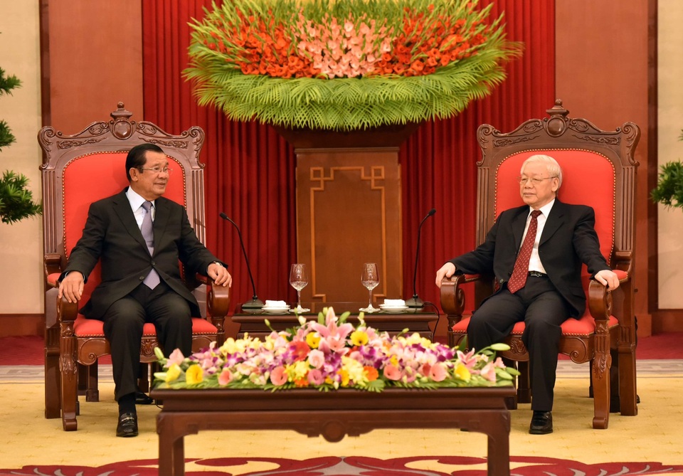 Thủ tướng Campuchia bác bỏ việc cho phép lập căn cứ quân sự nước ngoài trên lãnh thổ - 2 Thủ tướng Campuchia Hun Sen cảm ơn sâu sắc về sự ủng hộ và giúp đỡ to lớn, quý báu, vô tư, trong sáng kịp thời có hiệu quả mà Việt Nam đã dành cho Campchia (ảnh: Hữu Nghị)