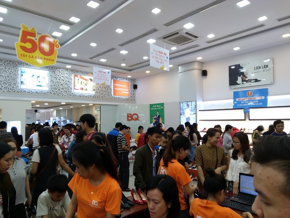 Không phải Black Friday, người Đà Nẵng "phát cuồng" vì Orange Friday - 2 Không phải Black Friday, người Đà Nẵng "phát cuồng" vì Orange Friday - 2