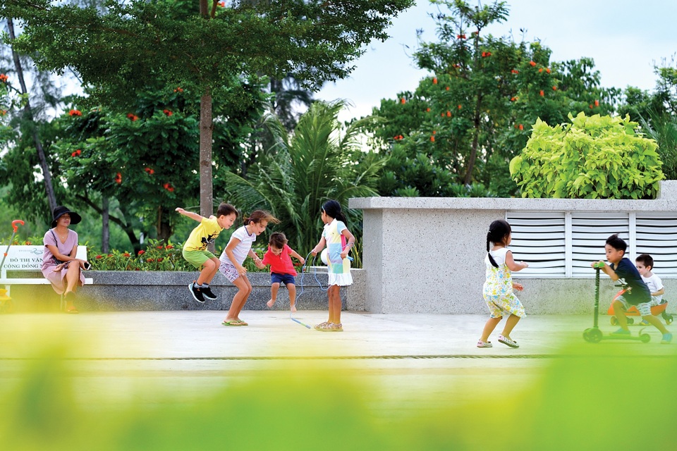 Bán nhà cho người mua để ở: Mơ ước của chủ đầu tư! - 2 Môi trường sống có đầy đủ dịch vụ là lợi thế để thu hút cư dân dọn về sau khi công trình nhà ở được bàn giao