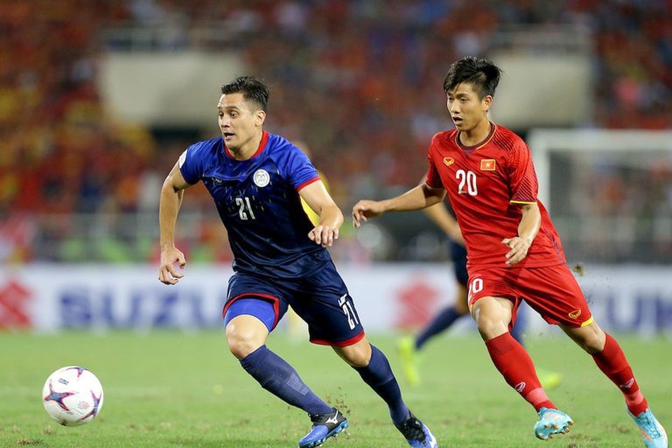Đội hình tiêu biểu bán kết AFF Cup 2018: Việt Nam góp 4 cầu thủ - 4
Phan Văn Đức (phải) đang có một giải đấu thăng hoa rực rỡ trong màu áo tuyển Việt Nam