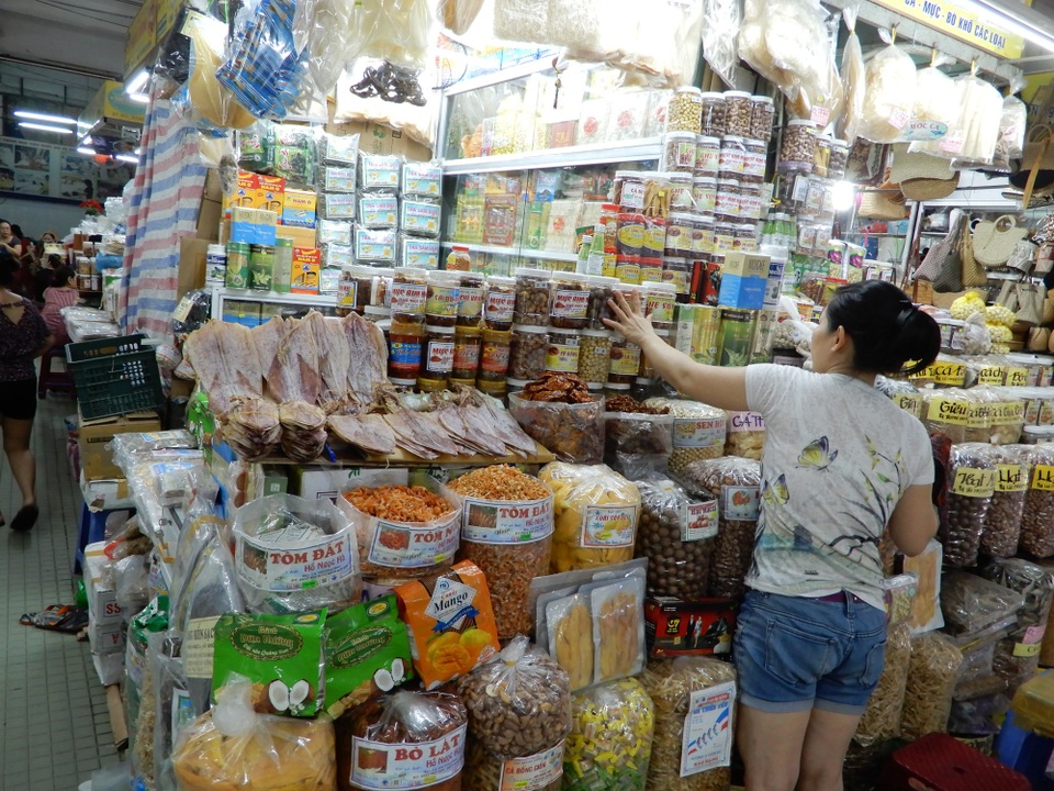 Đà Nẵng: Truy xuất nguồn gốc thực phẩm tại chợ bằng điện thoại - 2 Đề án thí điểm dán tem truy xuất nguồn gốc thực phẩm (QR code) tại chợ Hàn đã thu hút nhiều tiểu thương tham gia