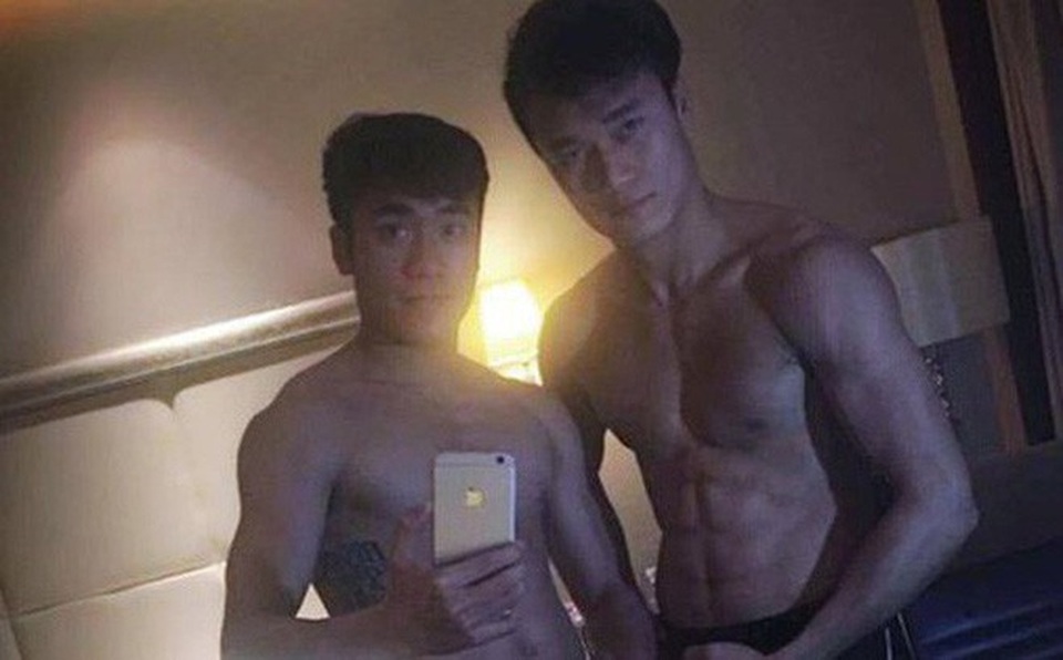 Những ai chưa từng biết đến chàng thủ môn này hoàn toàn có thể nhầm tưởng anh là một người mẫu.