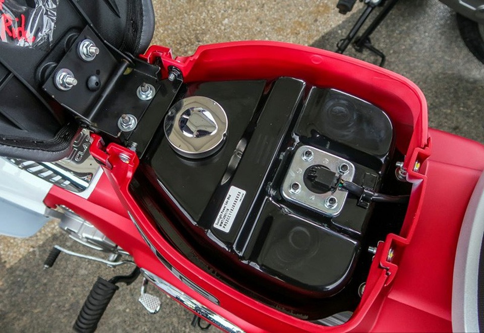 Hãng xe Malaysia ra xe máy giống hệt Honda Super Cub - 6 Hãng xe Malaysia ra xe máy giống hệt Honda Super Cub - 6
