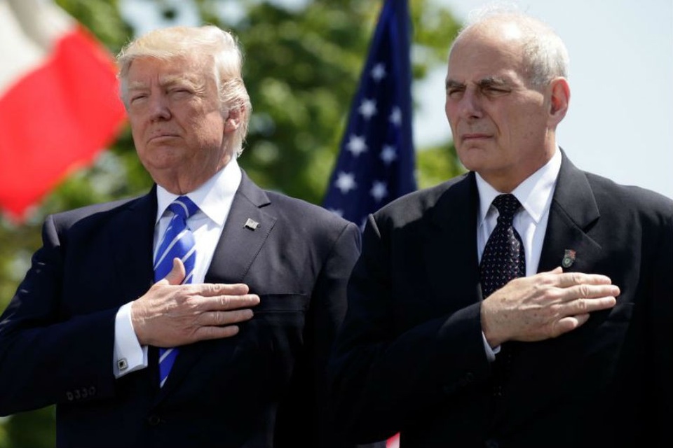 Tổng thống Trump xác nhận Chánh văn phòng Nhà Trắng sắp từ chức - 1 Tổng thống Mỹ Donald Trump và Chánh văn phòng Nhà Trắng John Kelly (phải) (Ảnh: Reuters)