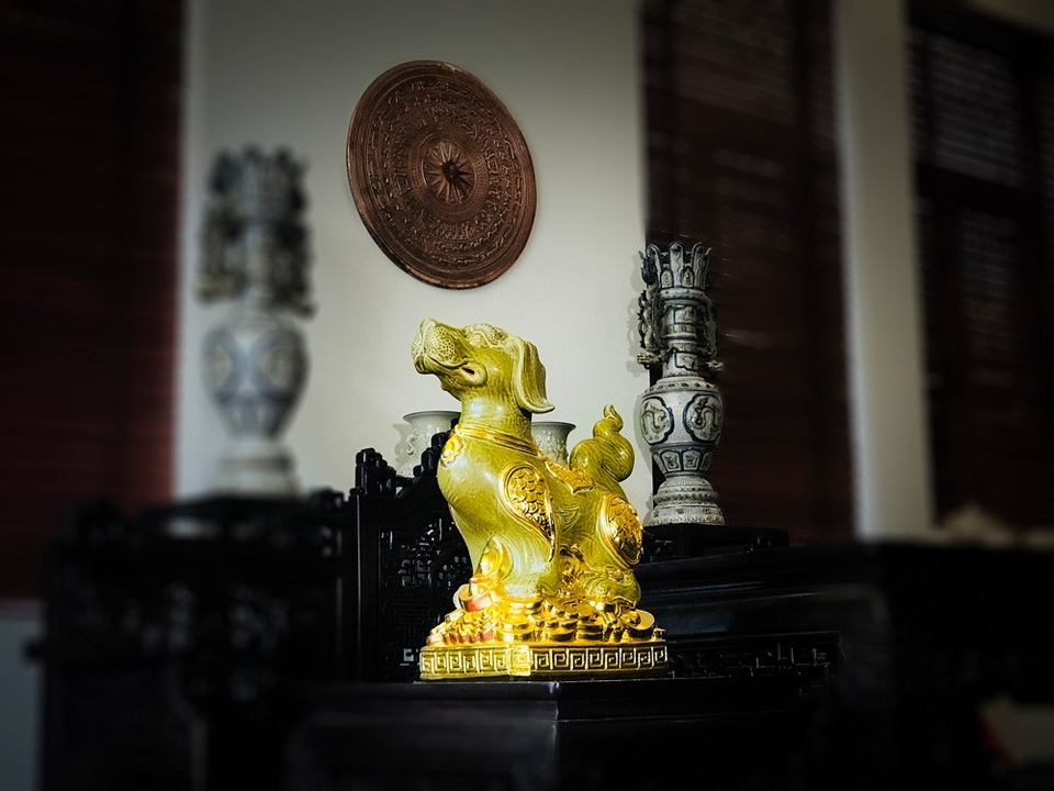 Kỳ Linh Mậu Tuất 2018 là "Linh vật hóa thân" - 7 Mỗi một tác phẩm được chế tác bằng nguyên liệu và quy trình nghiêm ngặt mang trong mình thông điệp “Linh khuyển trấn an gia” sẽ mang đến may mắn, tài lộc cho chủ sở hữu.