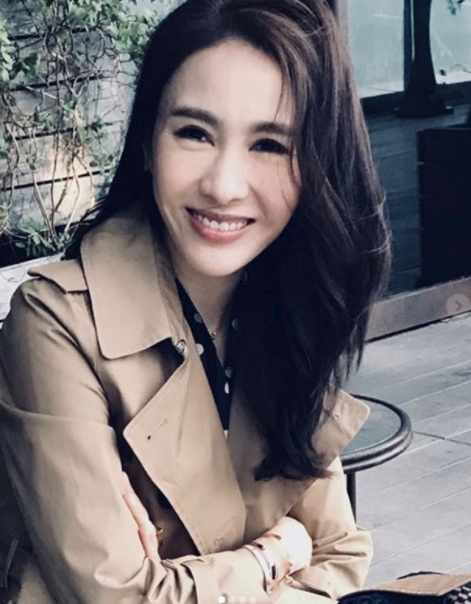 Nữ diễn viên Lê Tư: “Tình yêu có thể rất đơn giản” - 5 Nữ diễn viên Lê Tư: “Tình yêu có thể rất đơn giản” - 5