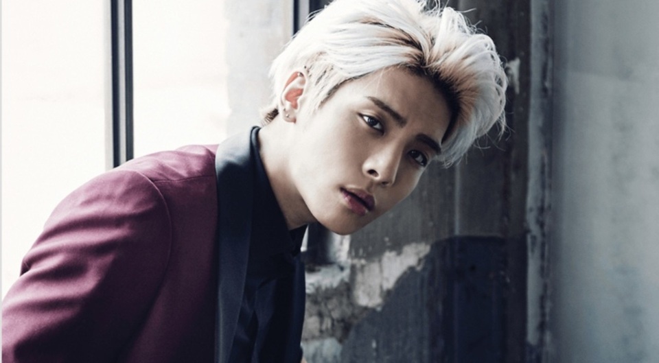 Tại sao nghệ sĩ dễ bị trầm cảm? - 4 Nam ca sĩ thần tượng của K-pop Jonghyun