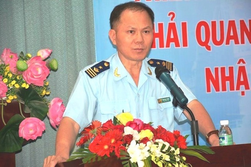"Vua hàng hiệu" Johnathan mất 900 tỷ đồng vì hàng lậu?! - 1 Ông Đinh Ngọc Thắng, Phó Cục trưởng Cục Hải quan TPHCM