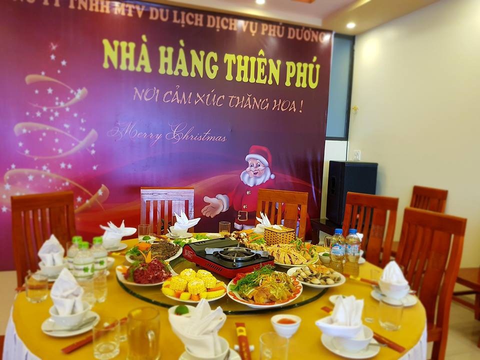 Thiên Phú (Lào Cai) khuyến mại 10% dịp cuối năm - 2
Những đặc sản được chế biến từ nguồn nguyên liệu sạch mang đến cho du khách hương vị núi rừng Tây Bắc.