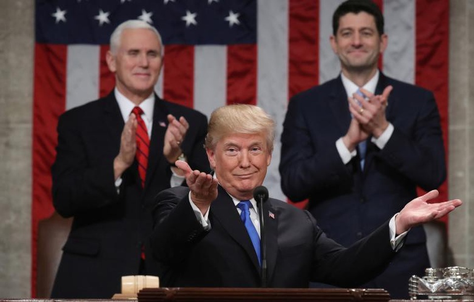 Những điểm khác biệt trong Thông điệp Liên bang đầu tiên của ông Trump - 1
Tổng thống Donald Trump phát biểu tại quốc hội Mỹ ngày 30/1 (Ảnh: Reuters)