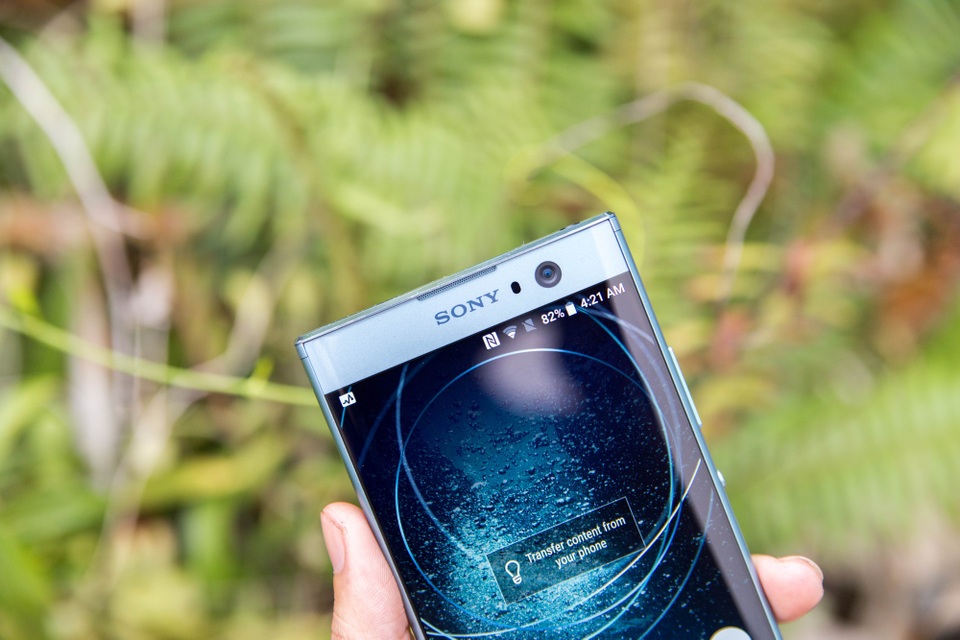 Xperia XA2 mới nhất của Sony bất ngờ xuất hiện tại Việt Nam - 3 Hãng còn trang bị cho chiếc máy này với camera selfie độ phân giải 8MP góc siêu rộng Exmor R, 120 độ.