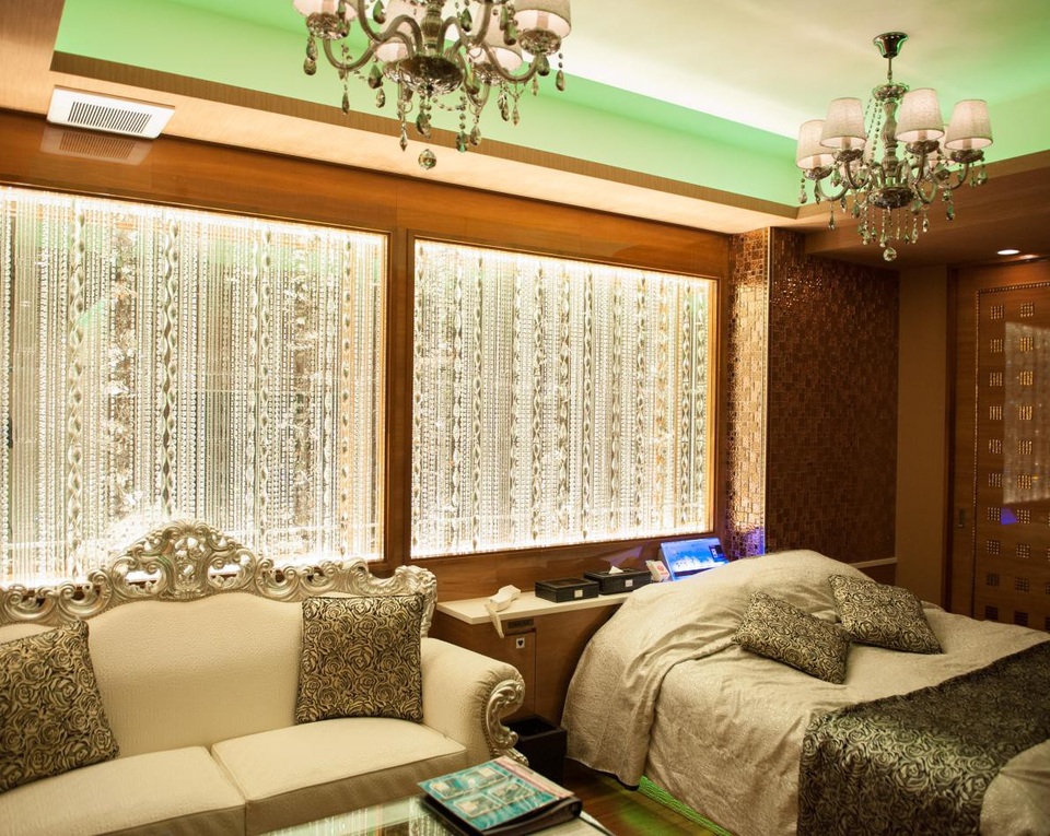Bên trong những khách sạn tình dục nổi tiếng ở Nhật - 9 Phòng thiết kế sang trọng ở khách sạn Hotel Sara Sweet thuộc quận Kinshicho, Tokyo.